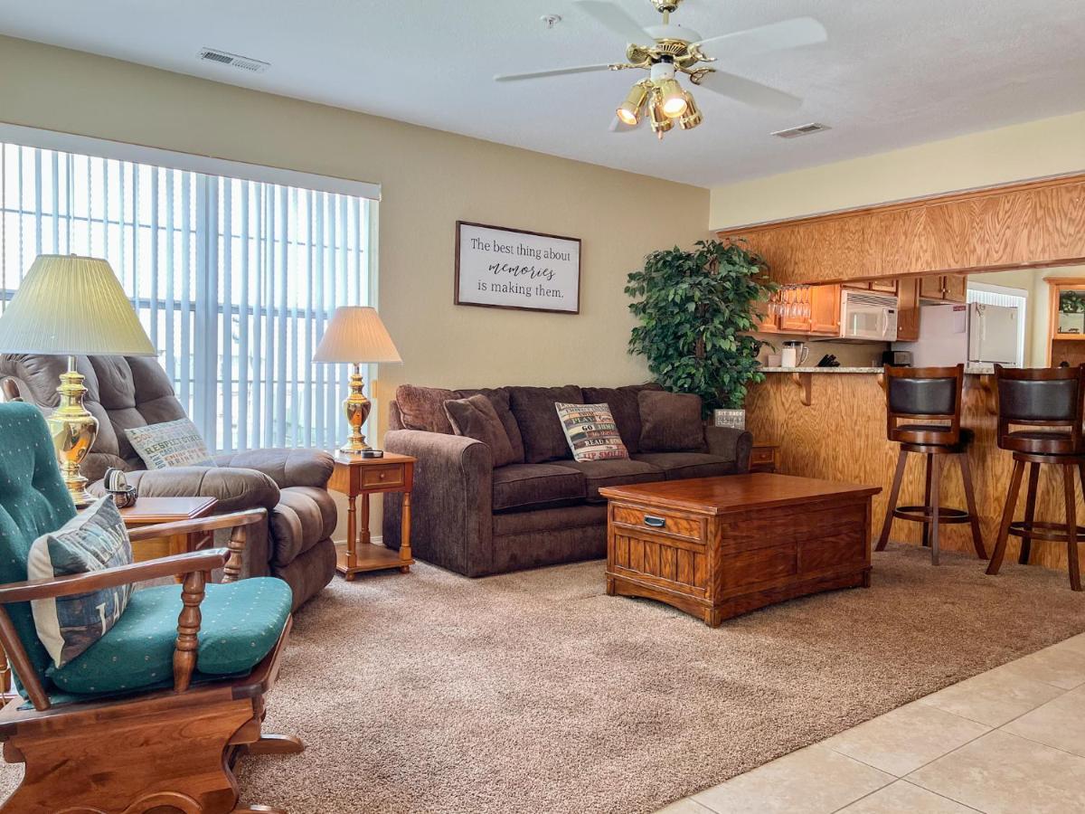 Lake Front 2Br Walk-In With Large Deck - Free Tickets Included - 79-1 브랜슨 외부 사진